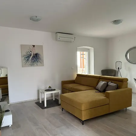Apartament Peloza 1