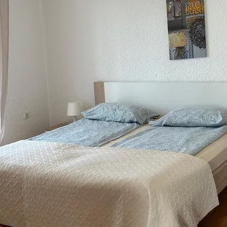 Peloza 1 Апартаменты *